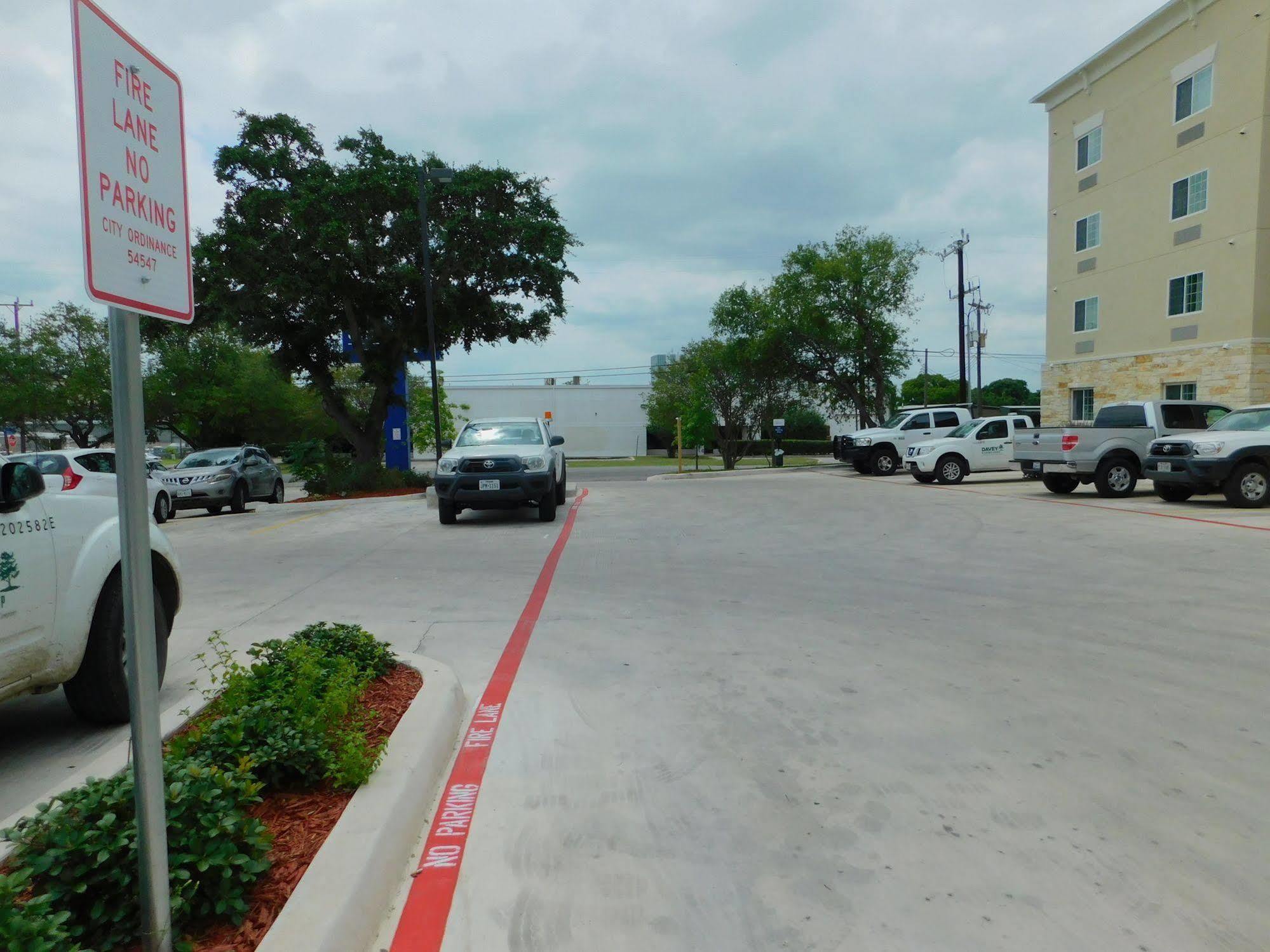 Candlewood Suites San Antonio Airport By Ihg Екстериор снимка